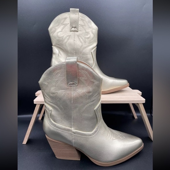 Soda Women Cowboy Western Stitched Boots Cowgirl RENO-S Size 8 Gold - Picture 11 of 12